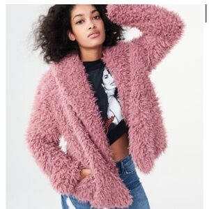 Aeropostale shaggy pink teddy bear/yeti jacket